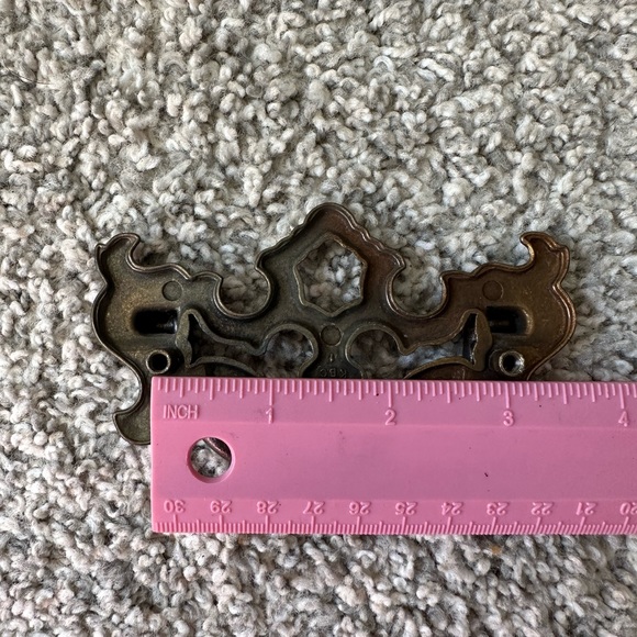 Vintage Decorative Bronze Drawer Fixture / Handles / Pulls / Knobs, 3inch, 20ct - Picture 6 of 9